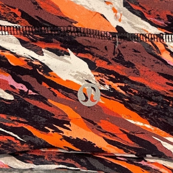 Lululemon Lunar New Year Align Reversible Bra *Light Support, A/B Cup Tiger Tide - Picture 5 of 7